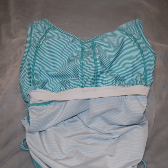 UV Skinz Women's Turquoise Stripe Ruched Tank Top M New Without Tags - Picture 7 of 7